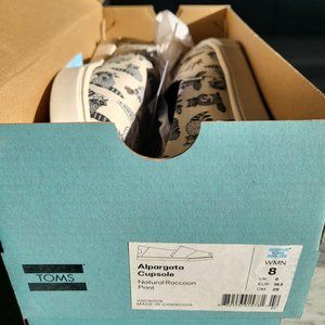 Toms limited edition racoon print W 8